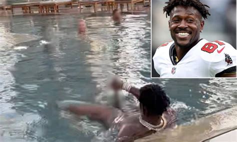 antonia brown pool|Antonio Brown Breaks Silence On The Disturbing。